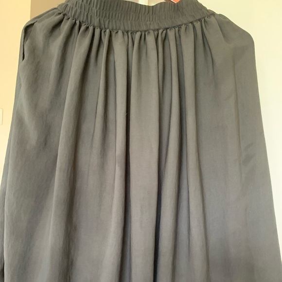 MANGO size S dark grey skirt. With side pockets. - Picture 7 of 7